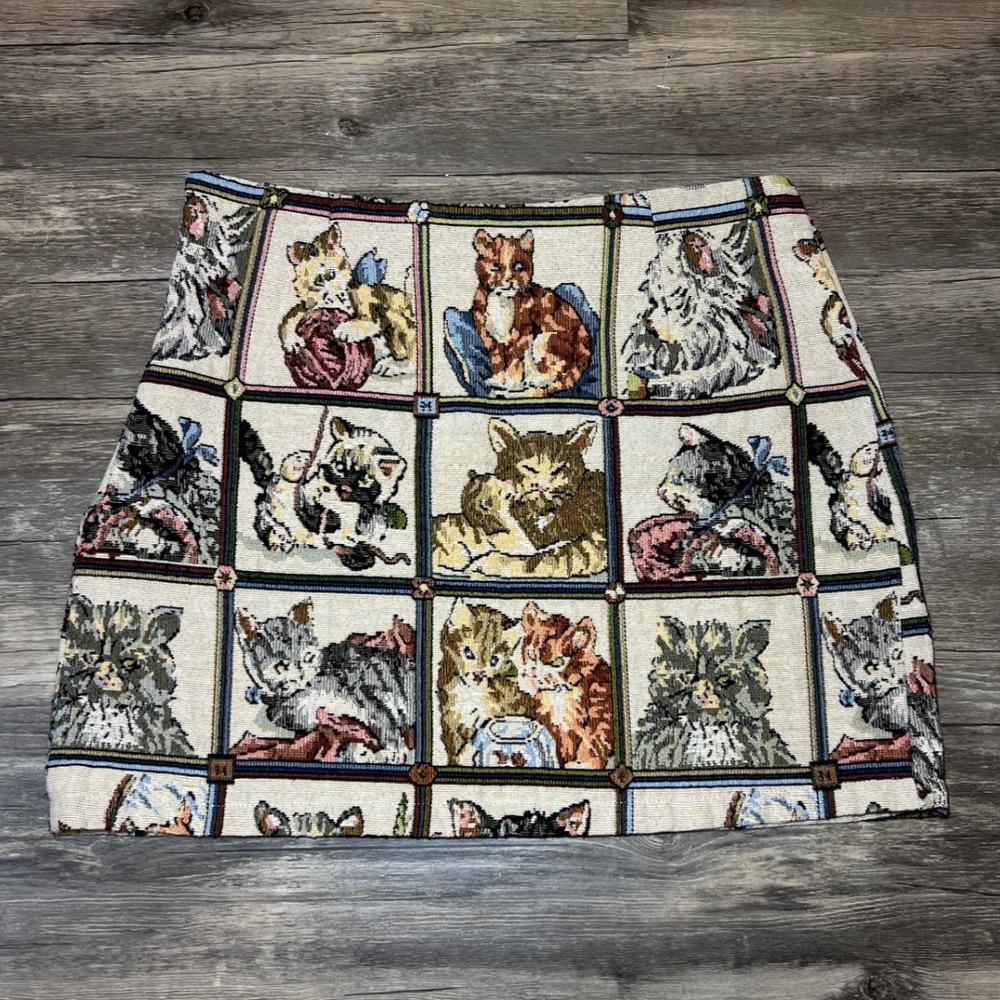 VTG Style Cat Tapestry Mini Skirt Medium Patchwork Novelty Woven Cottagecore